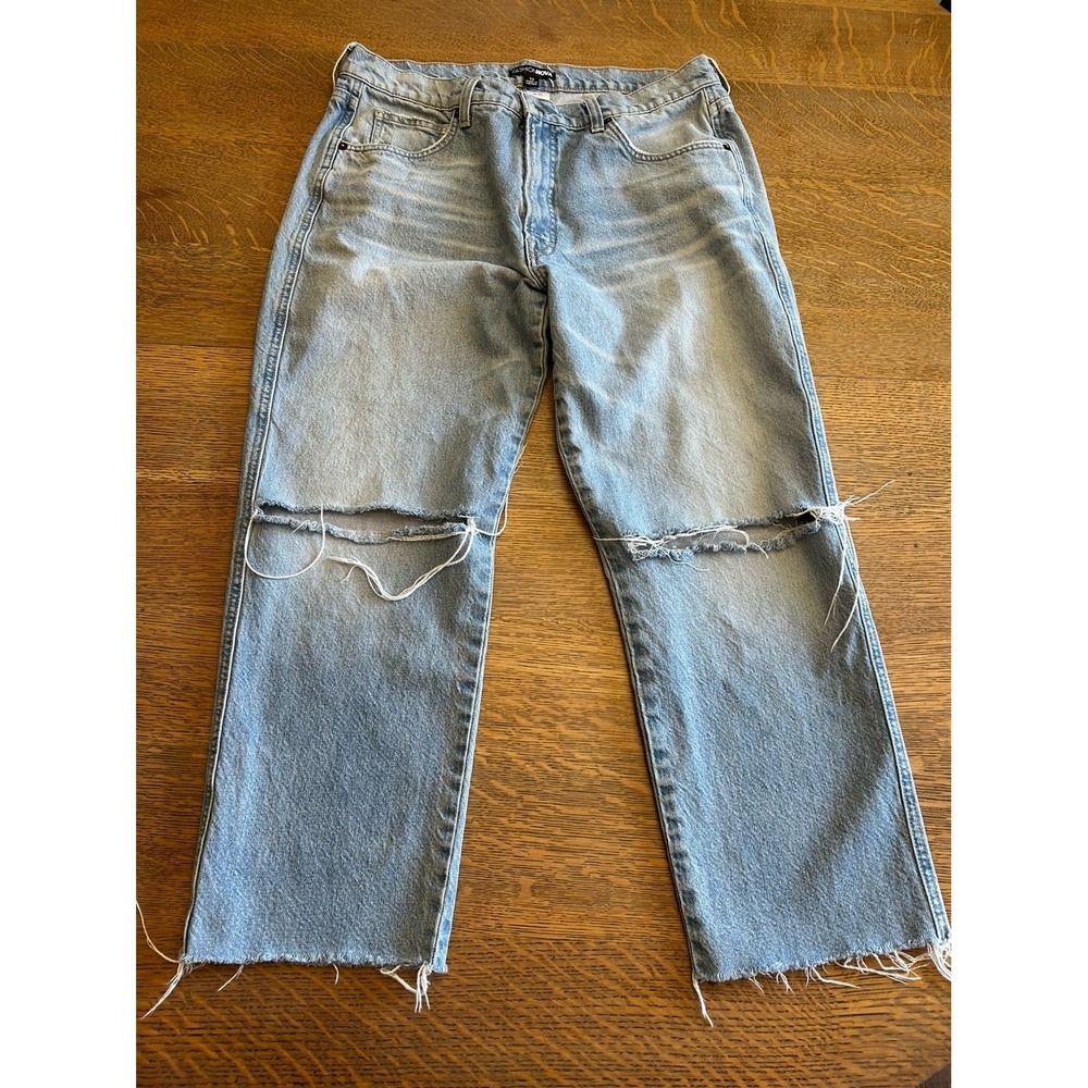 Fashion Nova Women's‎ Distressed Jeans – Size 13 - Picture 2 of 12
